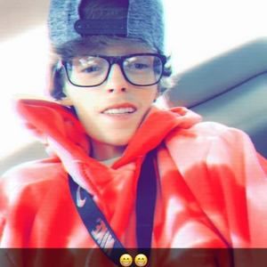 Meet your Posher, Seth